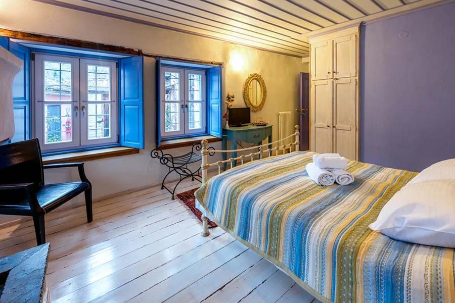 Archontiko Dilofo Hotel Buitenkant foto