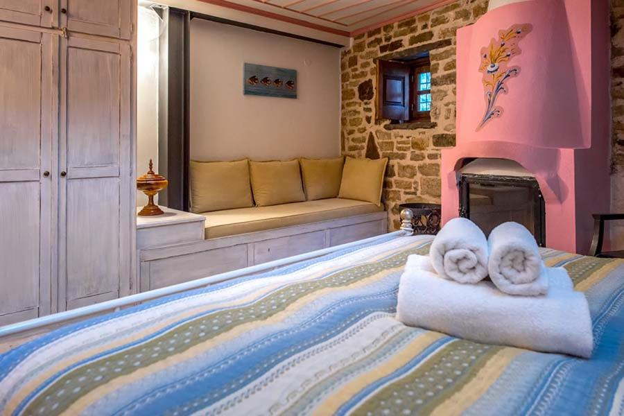 Archontiko Dilofo Hotel Buitenkant foto