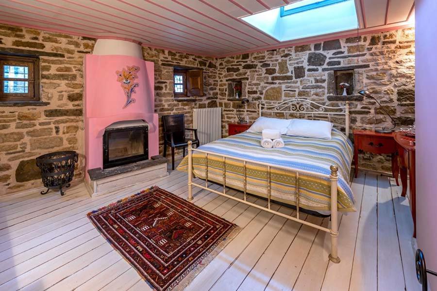Archontiko Dilofo Hotel Buitenkant foto